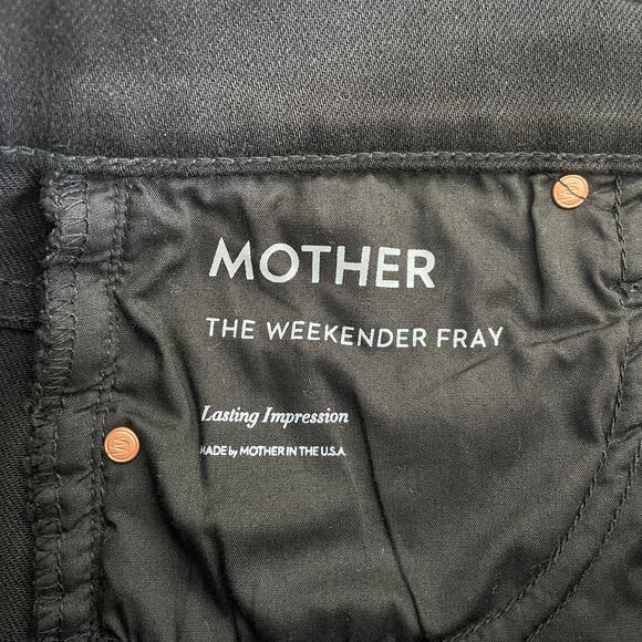 NWT Mother The Weekender Fray Jean in Lasting Impression - Size: 30 - Picture 8 of 12